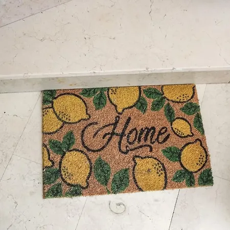 Ruhiges 3-zimmer 75 Qm In Kanalnaehe 아파트