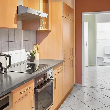 Apartman Ruhiges 3-zimmer 75 Qm In Kanalnaehe