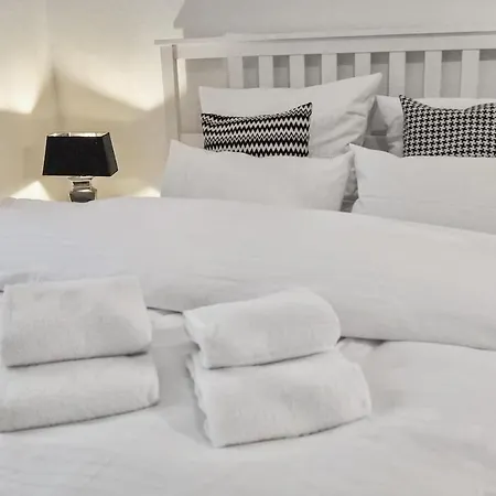 Ruhiges 3-zimmer 75 Qm In Kanalnaehe